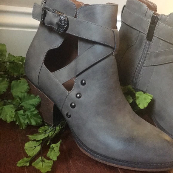 Blocked heeled open ankle booties - Picture 2 of 2